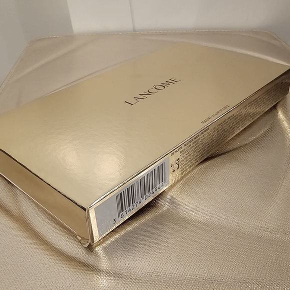 NIB Lancôme Makeup - Picture 8 of 13